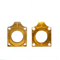 ACCEL NAPINACZ TYLNEJ OŚKI KAWASAKI KX/KXF '04-'14, SUZUKI RMZ '04-'14 KOLOR ZŁOTY