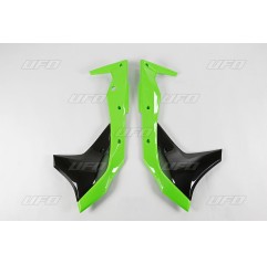 UFO OSŁONY CHŁODNICY KAWASAKI KXF 250 '17-'20 KOLOR OEM (DLA '17-'18 I '20) (ZIELONY/CZARNY)