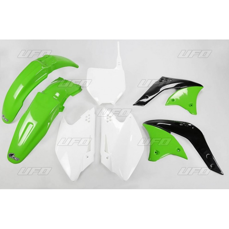 UFO KOMPLET PLASTIKÓW KAWASAKI KXF 250 '06 KOLOR OEM (ZIELONY/BIAŁY)