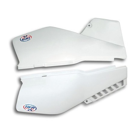 UFO BOCZKI POD SIEDZENIE YAMAHA XT 600 '84-'86 KOLOR BIAŁY (KPL.)