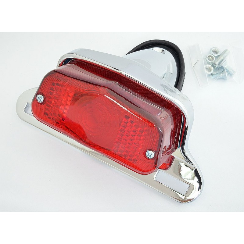 EMGO 2025/02 LAMPA TYLNA DO KLASYKÓW Z CHROMOWANYM Z MOCOWANIEM TABLICY REJESTRACYJNEJ (WZÓR LUCAS) (LATA 1963 - 1973)