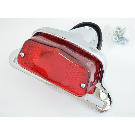 EMGO 2025/02 LAMPA TYLNA DO KLASYKÓW Z CHROMOWANYM Z MOCOWANIEM TABLICY REJESTRACYJNEJ (WZÓR LUCAS) (LATA 1963 - 1973)