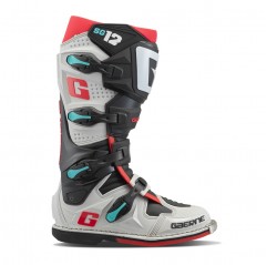 GAERNE BUTY CROSS/ENDURO MODEL SG-12 GRAVEL KOLOR SZARY/CZERWONY/NIEBIESKI/CZARNY ROZMIAR 46